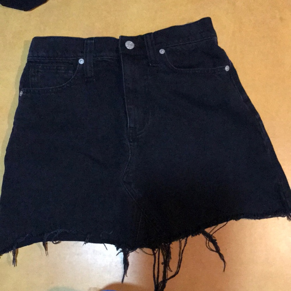 Madewell black skirt